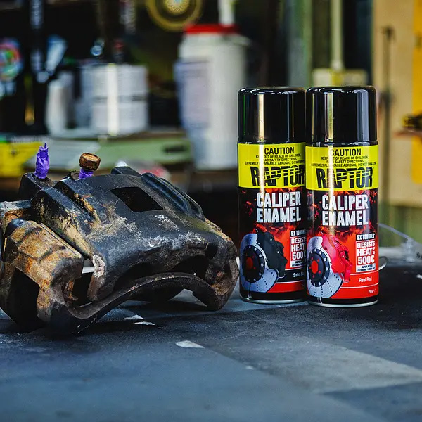Эмаль для тормозных суппортов RAPTOR Caliper Enamel - аэрозоль 365 мл, черный полумат