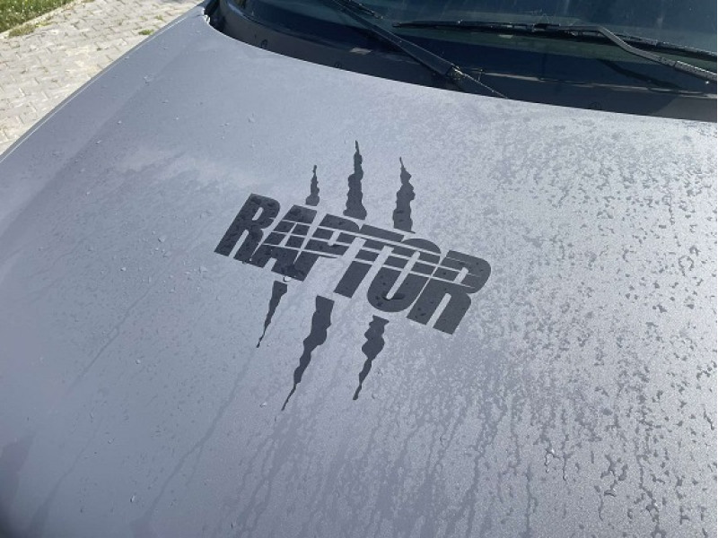 Citroën Berlingo у кастомному сірому кольорі