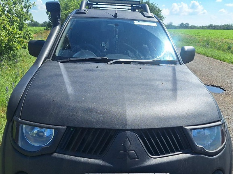Mitsubishi L200 в RAPTOR Black