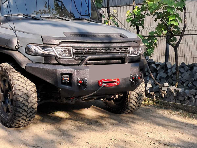 Toyota Cruiser: позашляховий бампер у структурі RAPTOR чорний